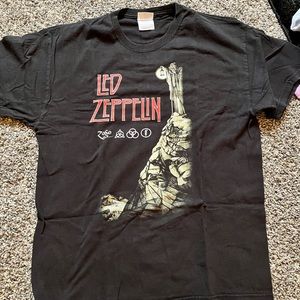 Led Zeppelin shirt